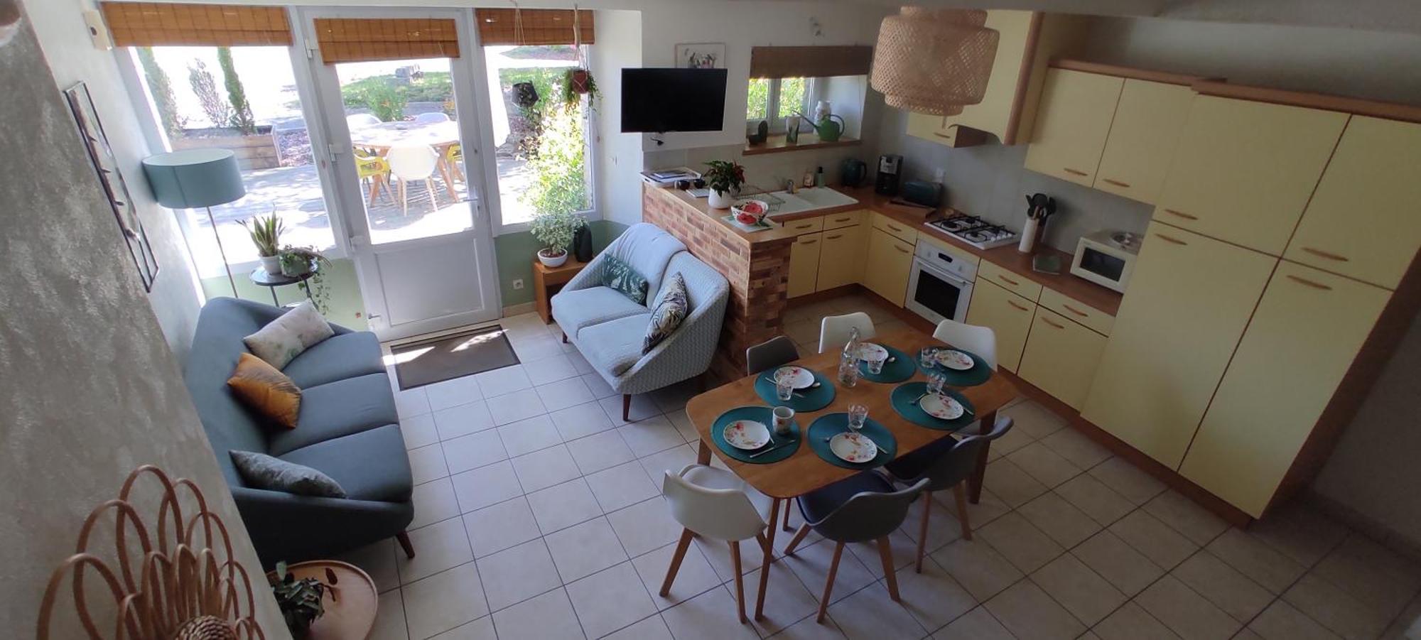Ty Madelez, De Charme, Et Hotel La Roche-Derrien